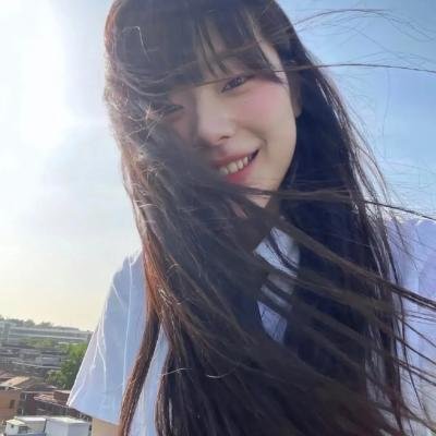 眼里余光都是你